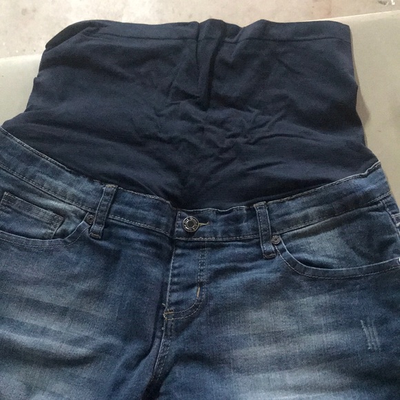 Full panel maternity capris - Picture 2 of 4